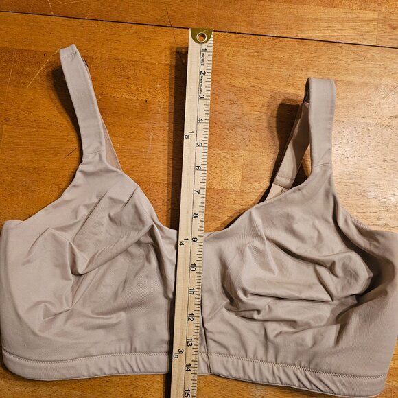 Spanx Bra, No Wires, No Padding, Tan, Size 40DDD - Picture 5 of 11